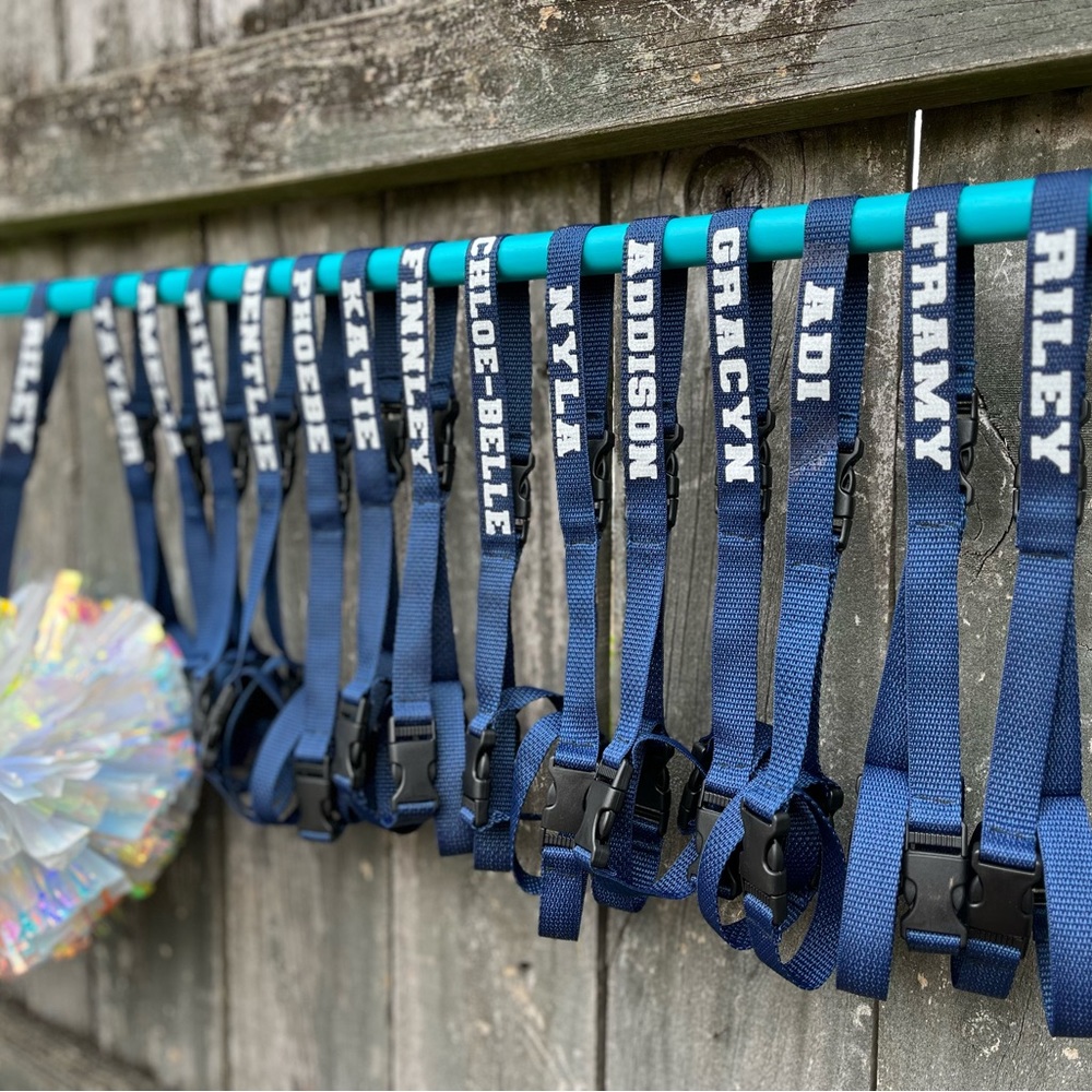 Pom Pom Straps